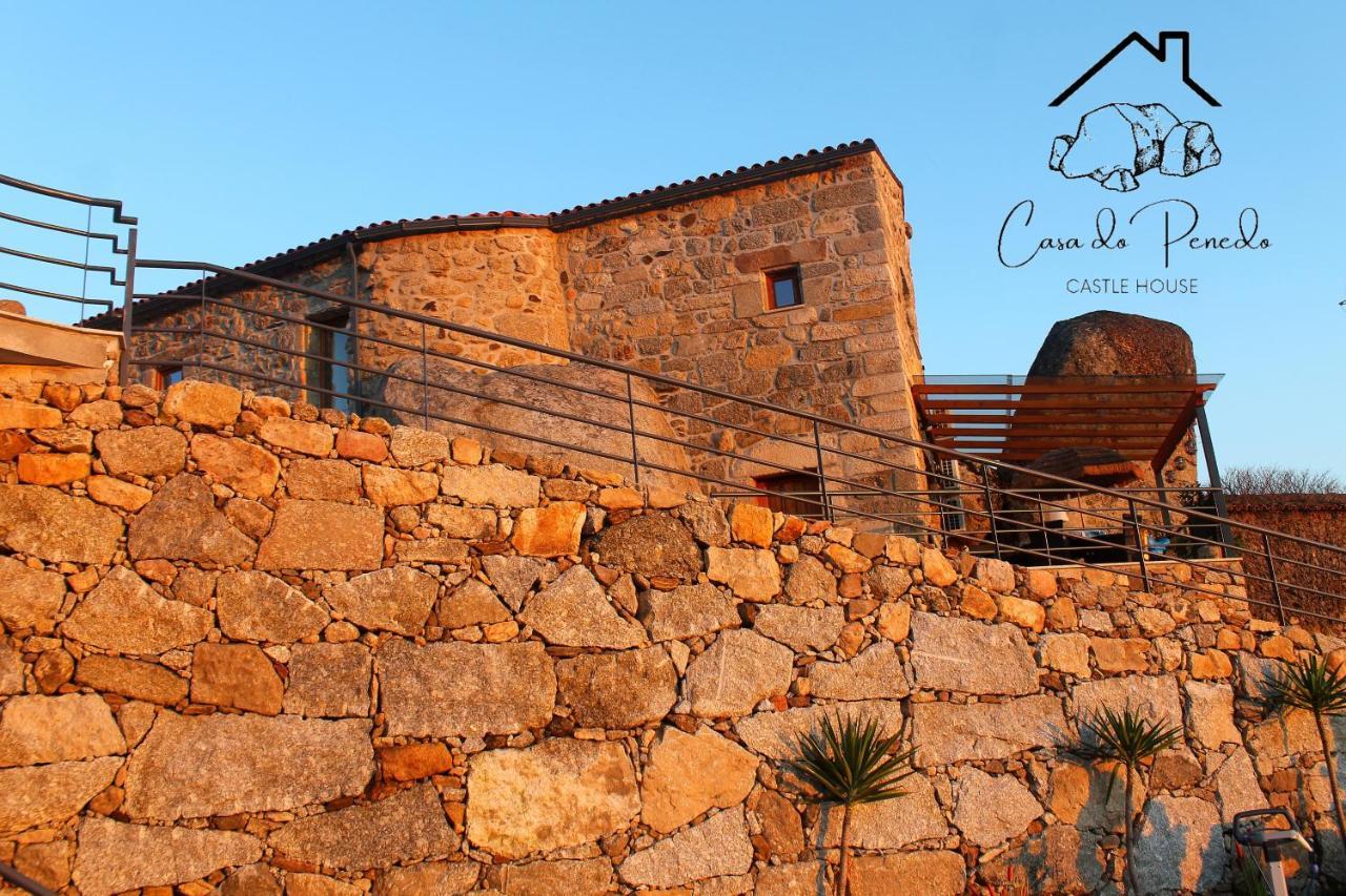 הוילה ליניאריס Casa Do Penedo Castle House מראה חיצוני תמונה
